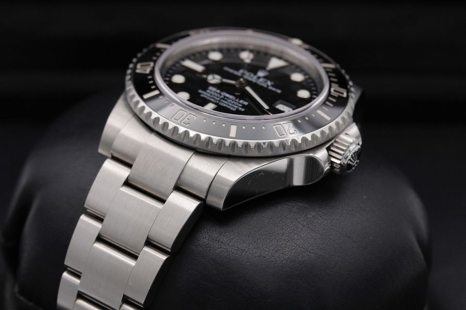 Rolex Sea-Dweller 4000 116600 Image 2